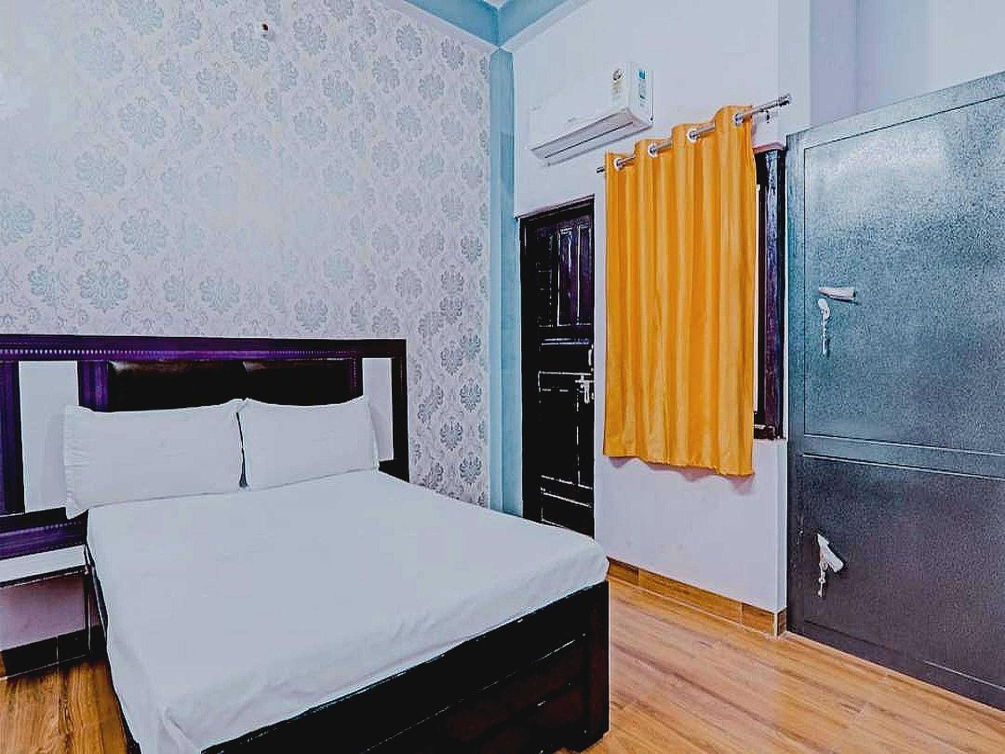 Hotel O Rr Palace Lucknow Exteriör bild